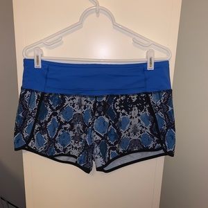 Lululemon Size 8 Blue Zaggy Shorts! Speed Up Short